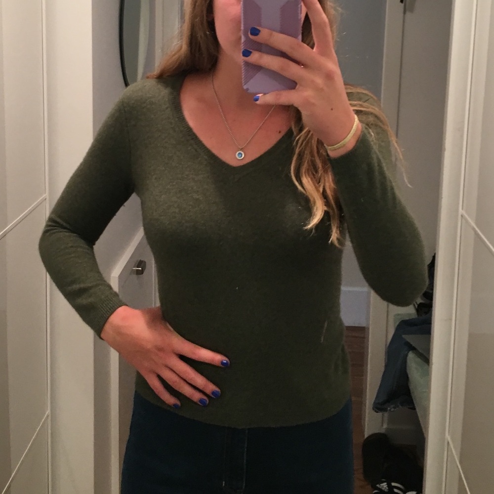 Fenn Wright Manson 100% cashmere sweater